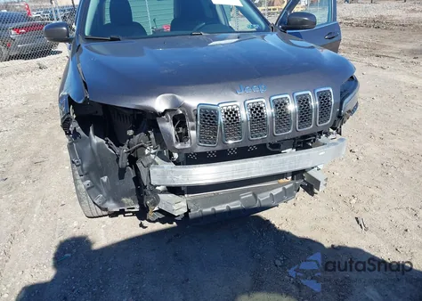 2020 Jeep Cherokee Latitude Plus 4X4 z USA, uszkodzony, nr VIN 1C4PJMLB7LD533637